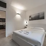 شقة 9 Min Walk From Porta Nuova, Design And Elegance
